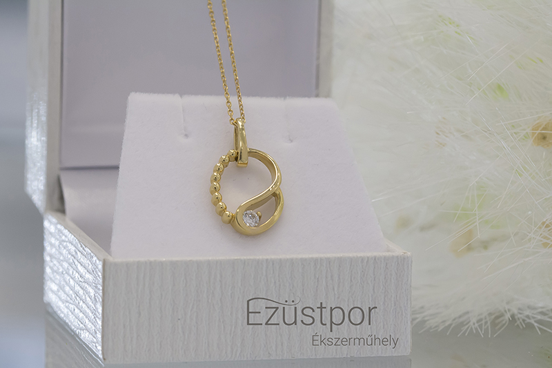 AM001223 (3) Arany Medál